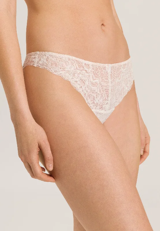 high - waisted women briefs for postpartum supportSolene-Thong