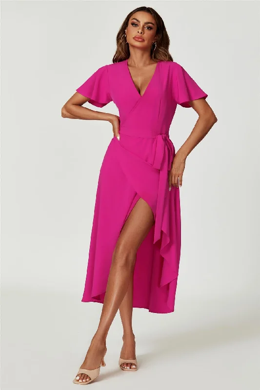 Midi dresses with ruched sleeves for a more fitted and stylish arm look Wickelkleid in Magenta Midi dresses with ruched sleeves for a more fitted and stylish arm look Wickelkleid in Magenta