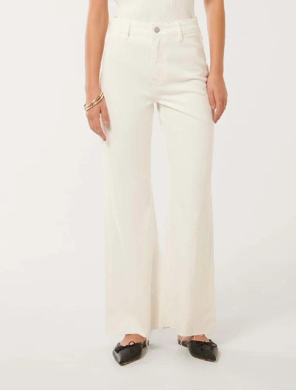 Light - wash women jeans for a fresh and summery appearanceCelia Cropped Wide Leg Jeans Light - wash women jeans for a fresh and summery appearanceCelia Cropped Wide Leg Jeans