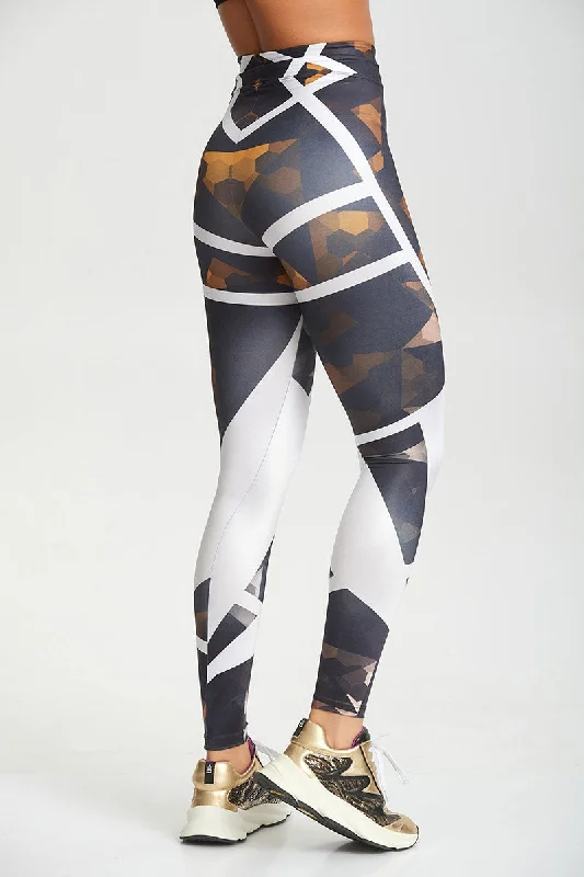 Plus Size Women's Embroidered Tight Trousers in White for a Feminine and Elegant StyleTabata, Leggings Plus Size Women's Embroidered Tight Trousers in White for a Feminine and Elegant StyleTabata, Leggings