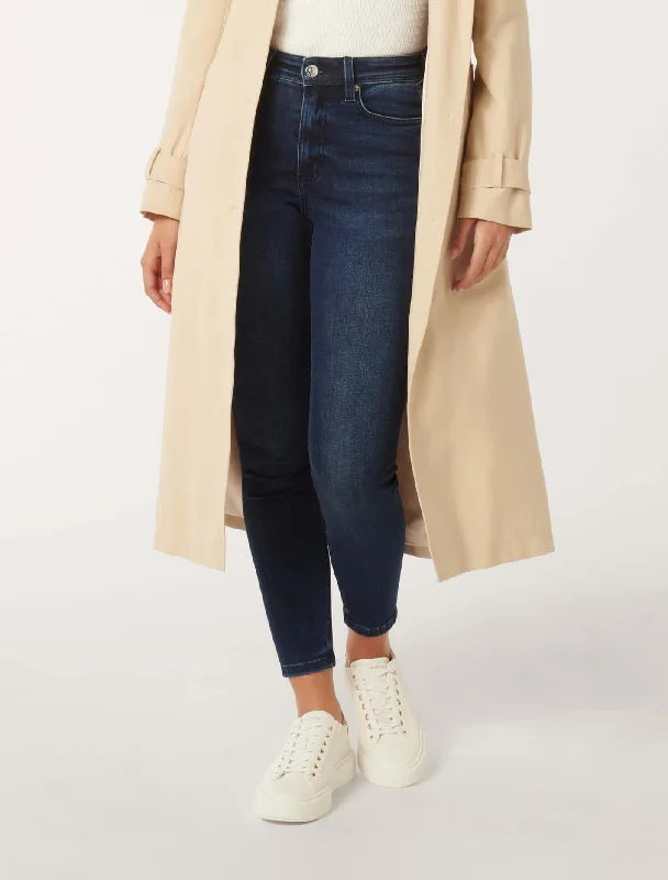 Distressed women jeans for a trendy and edgy lookNala Mid-Rise Skinny Jeans