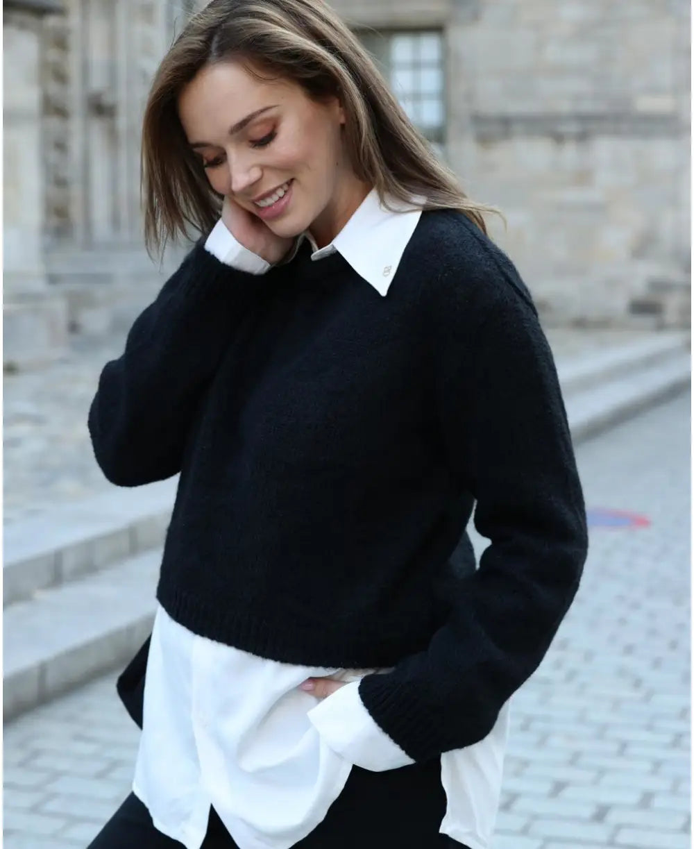 postpartum women nursing braPregnancy crop top sweater Gaspard black