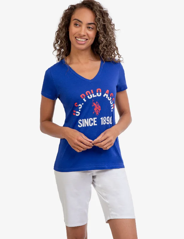 Ringer T Shirt Women with Retro - Inspired StripesARCHED LOGO GRAPHIC T-SHIRT