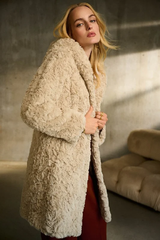 Cropped Women's Angora Blend Sweaters for a Trendy LookJoseph Ribkoff Champagne Reversible Faux Fur Coat Cropped Women's Angora Blend Sweaters for a Trendy LookJoseph Ribkoff Champagne Reversible Faux Fur Coat