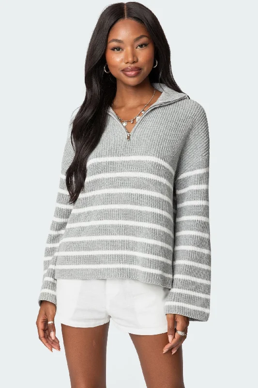 Open - Front Women's Cardigan - Style Mohair SweatersOversized Quarter Zip Sweater