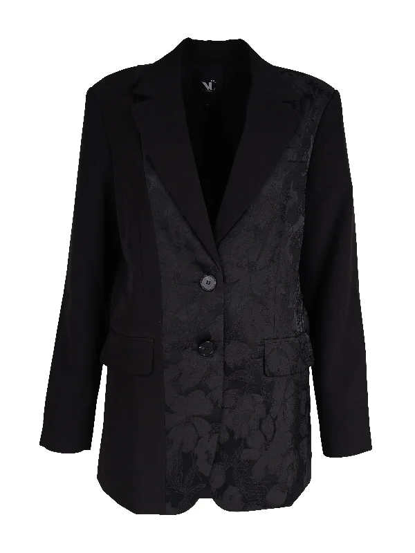 Plus Size Women's Embroidered Blazers in Floral Patterns for a Feminine TouchXAVIA blazer - Black Plus Size Women's Embroidered Blazers in Floral Patterns for a Feminine TouchXAVIA blazer - Black