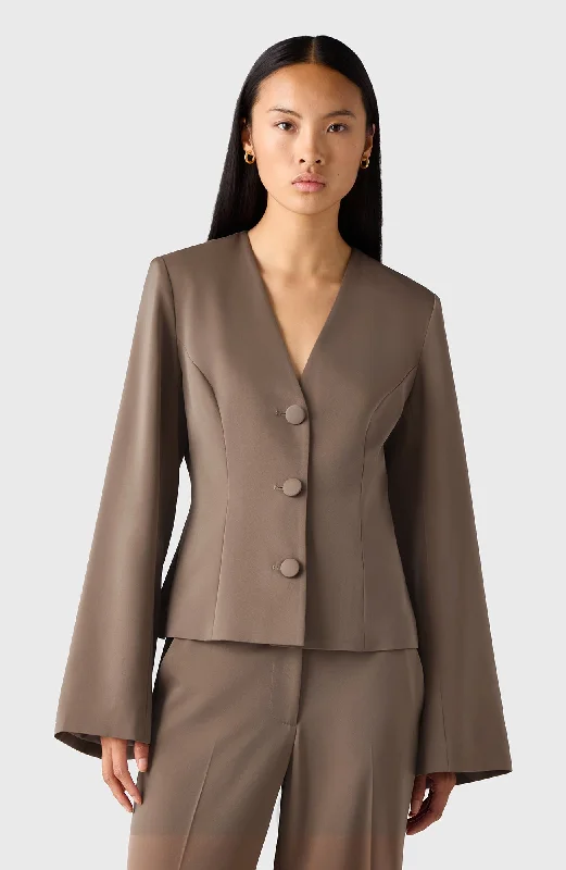Plus Size Women's Embroidered Blazers in Floral Patterns for a Feminine TouchThe Li Blazer Plus Size Women's Embroidered Blazers in Floral Patterns for a Feminine TouchThe Li Blazer