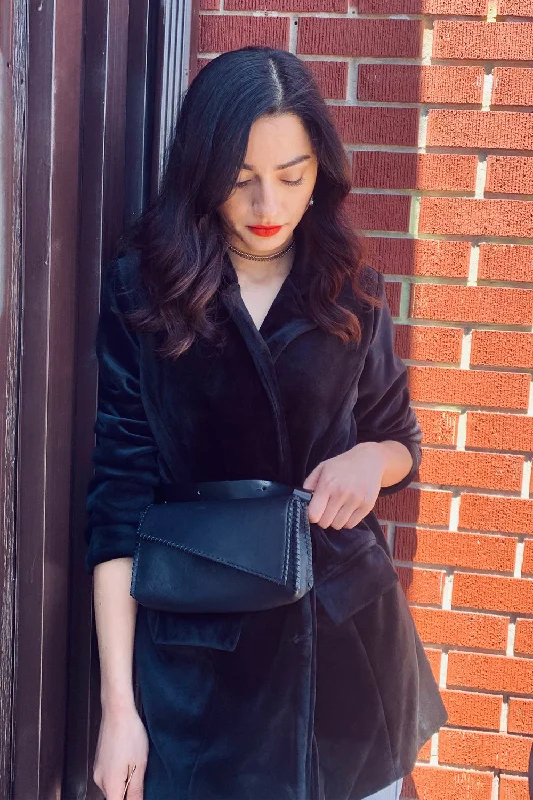 Women's Slim - Fit Blazers in Charcoal Gray for a Professional AppearanceThe Velvet Blazer Women's Slim - Fit Blazers in Charcoal Gray for a Professional AppearanceThe Velvet Blazer