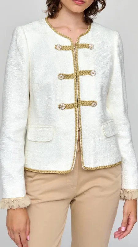Women's Belted Blazers in Camel Color for a Sophisticated OutfitBariloche Cropped Blazer Women's Belted Blazers in Camel Color for a Sophisticated OutfitBariloche Cropped Blazer