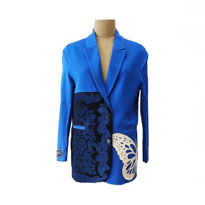 Double - Breasted Women's Leather Blazers in Taupe for an Edgy LookElectric Blue Single-Breasted Blazer Double - Breasted Women's Leather Blazers in Taupe for an Edgy LookElectric Blue Single-Breasted Blazer