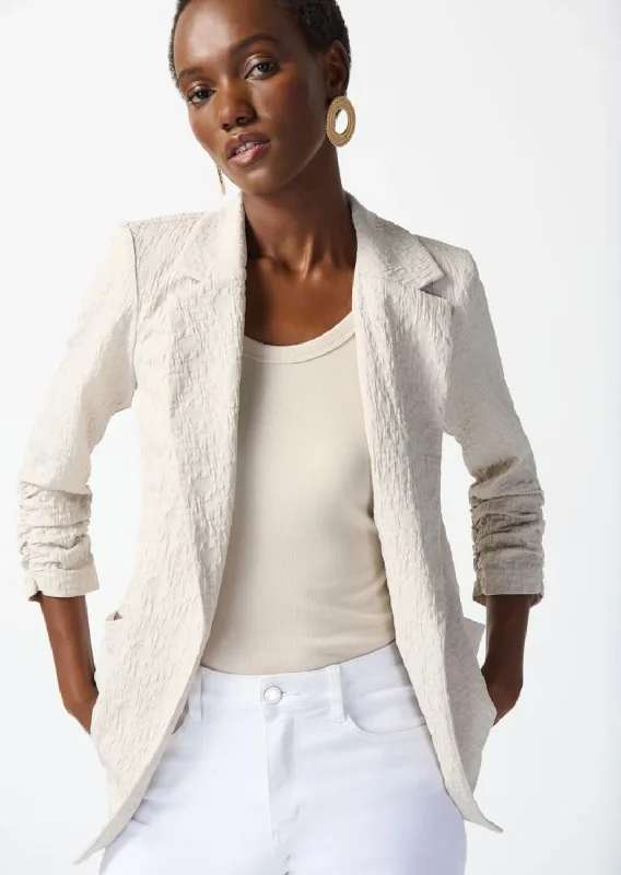 Plus Size Women's Embroidered Blazers in Floral Patterns for a Feminine TouchJoseph Ribkoff -Woven Jacquard Boxy Blazer Plus Size Women's Embroidered Blazers in Floral Patterns for a Feminine TouchJoseph Ribkoff -Woven Jacquard Boxy Blazer