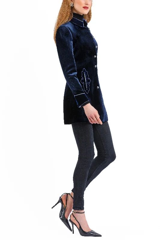 Plus Size Women's Cropped Velvet Blazers in Burgundy for a Night OutLong Blazer from dark blue embossed velvet. Plus Size Women's Cropped Velvet Blazers in Burgundy for a Night OutLong Blazer from dark blue embossed velvet.