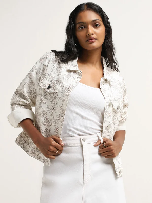 Plus Size Women's Cropped Velvet Blazers in Burgundy for a Night OutLOV Off-White Floral Printed Denim Jacket Plus Size Women's Cropped Velvet Blazers in Burgundy for a Night OutLOV Off-White Floral Printed Denim Jacket