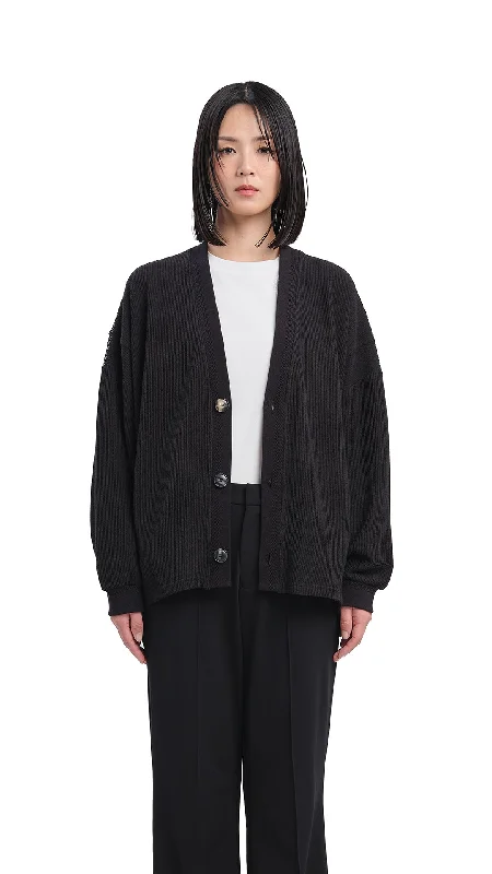 Plus Size Women's Embroidered Blazers in Floral Patterns for a Feminine TouchOversized Cut Sewn Cardigan Plus Size Women's Embroidered Blazers in Floral Patterns for a Feminine TouchOversized Cut Sewn Cardigan