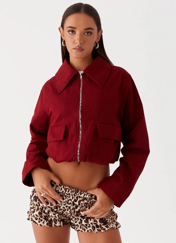 Women's Notched Lapel Blazers in Beige for a Timeless OutfitRight Direction Oversized Bomber Jacket - Deep Red Women's Notched Lapel Blazers in Beige for a Timeless OutfitRight Direction Oversized Bomber Jacket - Deep Red