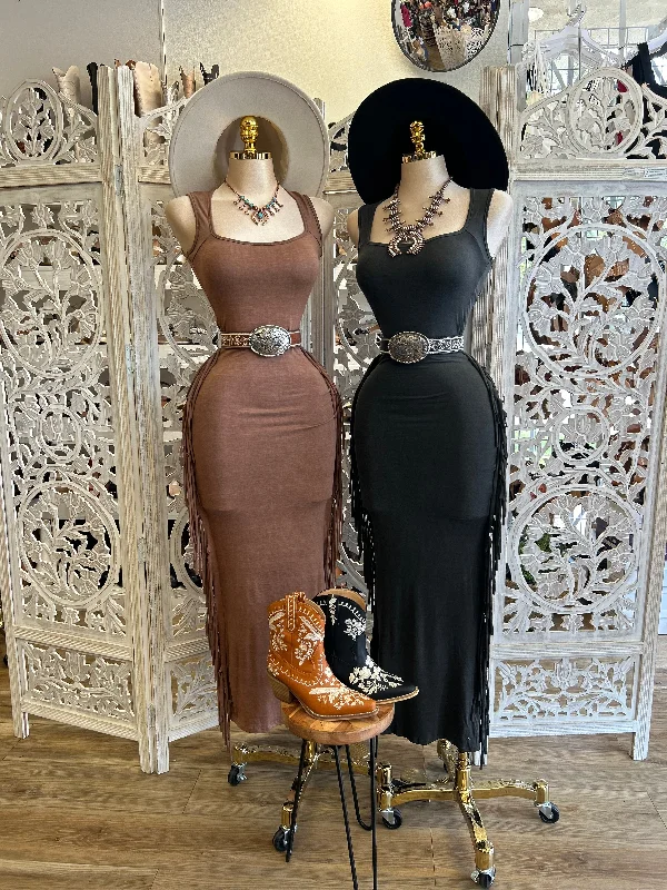 Shift Women Dress with a Simple and Classic Design for Everyday WearSide Fringe Maxi Dress- Stretchy, Estira Shift Women Dress with a Simple and Classic Design for Everyday WearSide Fringe Maxi Dress- Stretchy, Estira