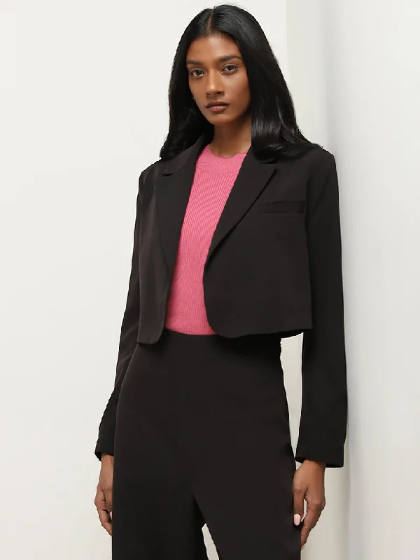 Plus Size Women's Faux Fur - Trimmed Blazers in Black for a Luxurious LookWardrobe Black Cropped Blazers Plus Size Women's Faux Fur - Trimmed Blazers in Black for a Luxurious LookWardrobe Black Cropped Blazers