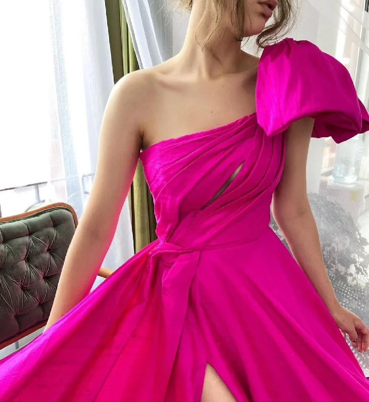 High - low midi dresses with geometric patterns for a modern partyAlluring Taffeta Gown