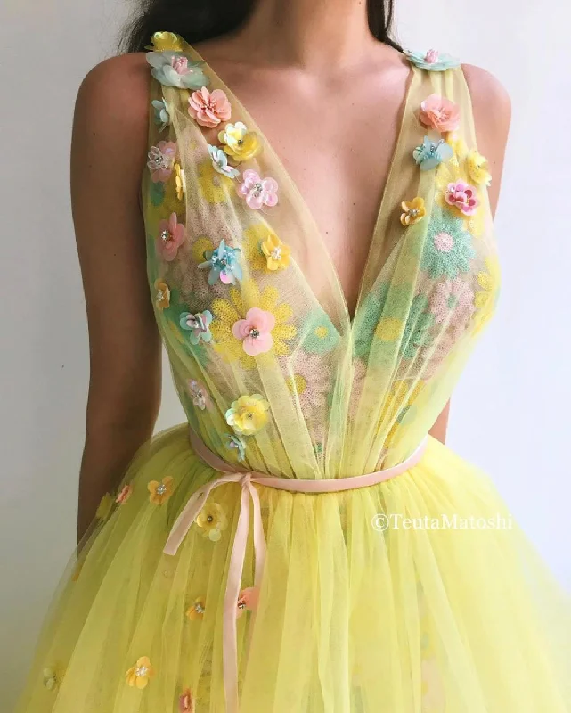 Midi dresses with asymmetric hems for a fashion - forward and dynamic appearanceArylide Bloom Gown Midi dresses with asymmetric hems for a fashion - forward and dynamic appearanceArylide Bloom Gown