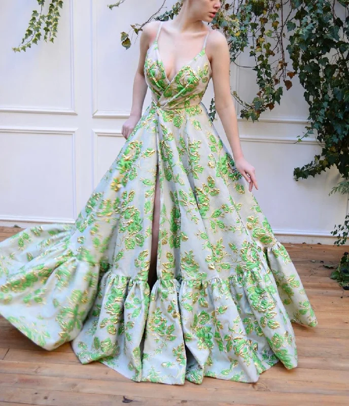 Midi dresses with metallic threads for a glamorous evening eventBlossoming Elmvale Gown Midi dresses with metallic threads for a glamorous evening eventBlossoming Elmvale Gown