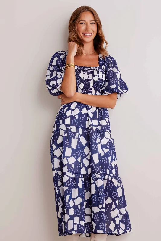 Midi dresses with ruched sleeves for a more fitted and stylish arm lookDaphne Dress Midi dresses with ruched sleeves for a more fitted and stylish arm lookDaphne Dress