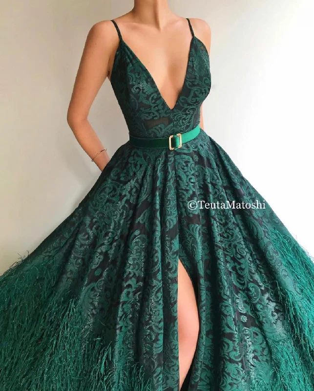 Midi dresses with keyhole backs for a flirty and unexpected detailLoden Cusp Fringed Gown Midi dresses with keyhole backs for a flirty and unexpected detailLoden Cusp Fringed Gown