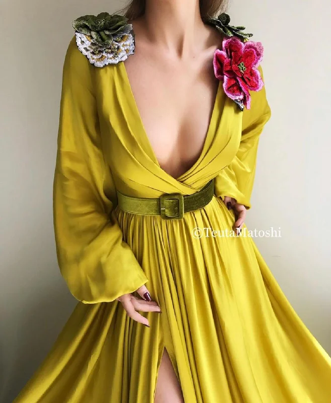 Midi dresses with pleated bodices for a classic and tailored lookEvermore Arylide Floret Gown Midi dresses with pleated bodices for a classic and tailored lookEvermore Arylide Floret Gown