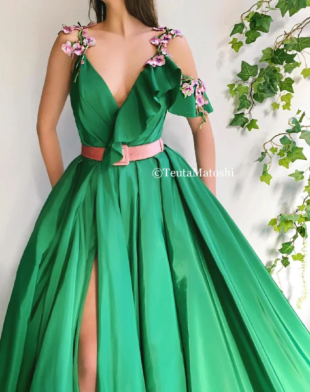 Maxi - inspired midi dresses with flowing fabrics for a beachy vibeForever Floral Gown Maxi - inspired midi dresses with flowing fabrics for a beachy vibeForever Floral Gown