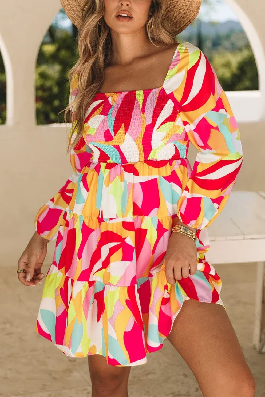 Midi dresses with pleated bodices for a classic and tailored lookAbstract Smocked Square Neck Dress Midi dresses with pleated bodices for a classic and tailored lookAbstract Smocked Square Neck Dress