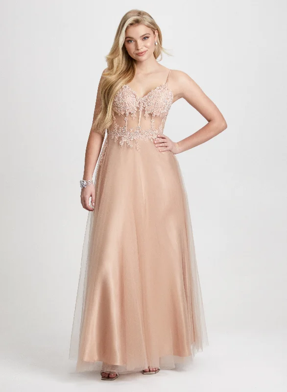 Midi dresses with patchwork patterns for a one - of - a - kind styleSweetheart Neck Ball Gown