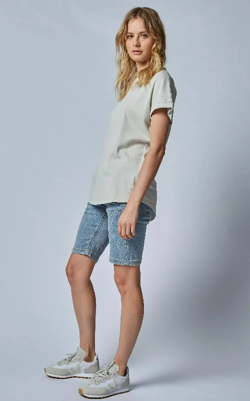 Plus - Size Denim Top for a Comfortable and Stylish FitSlouchy Grey Tee