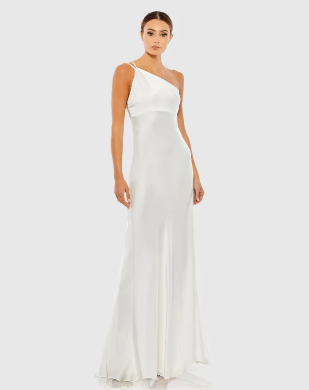 Maxi dresses with a paisley print for a classic and elegant styleOne Shoulder Double Strap Satin Gown Maxi dresses with a paisley print for a classic and elegant styleOne Shoulder Double Strap Satin Gown