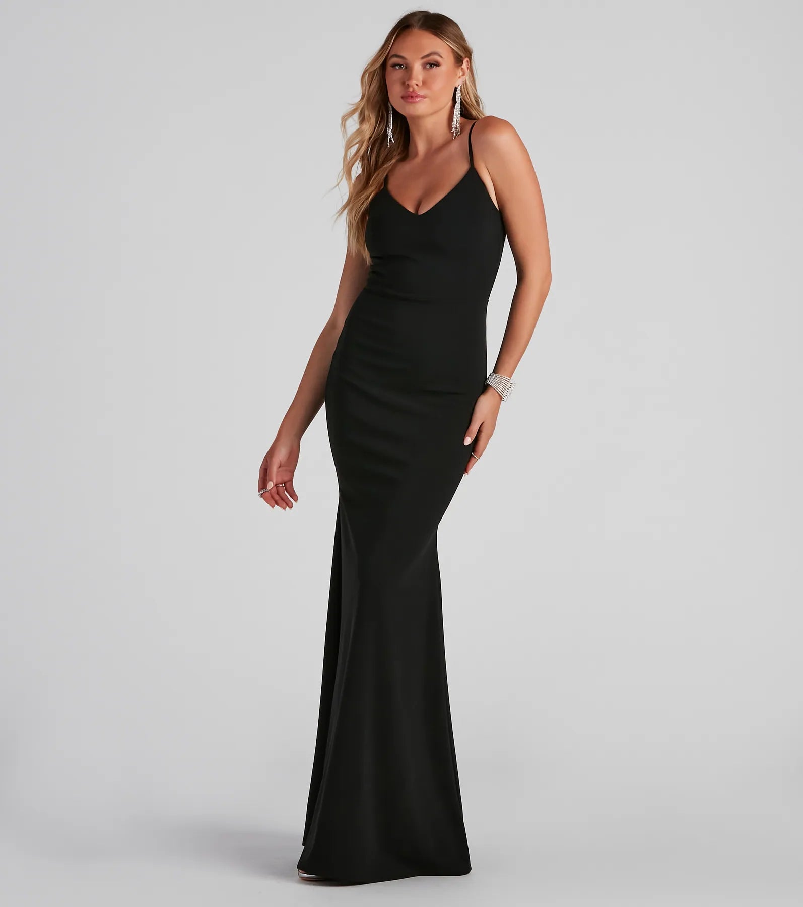 Maxi dresses with a gathered skirt for a voluminous and dramatic effectAustin Formal Crepe Mermaid Dress Maxi dresses with a gathered skirt for a voluminous and dramatic effectAustin Formal Crepe Mermaid Dress