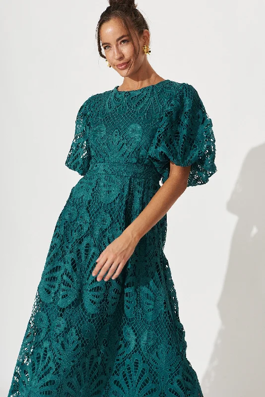 Maxi dresses with balloon sleeves for a vintage - inspired styleTillie Lace Maxi Dress In Emerald Maxi dresses with balloon sleeves for a vintage - inspired styleTillie Lace Maxi Dress In Emerald