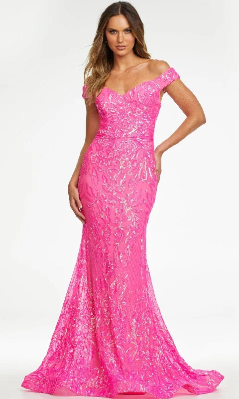 Ball - gown style formal dresses with sequined bodices for promAshley Lauren - 11115 Intricate Sequin Gown Ball - gown style formal dresses with sequined bodices for promAshley Lauren - 11115 Intricate Sequin Gown