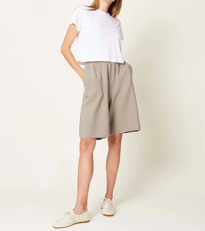 Cuffed Women Shorts for a Laid - Back and Trendy LookAlisa Shorts In Fog Grey