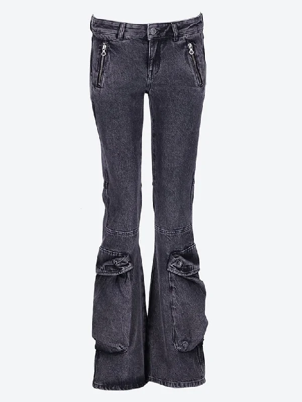 Belted Women Shorts to Enhance the WaistlineD-poky-s jeans