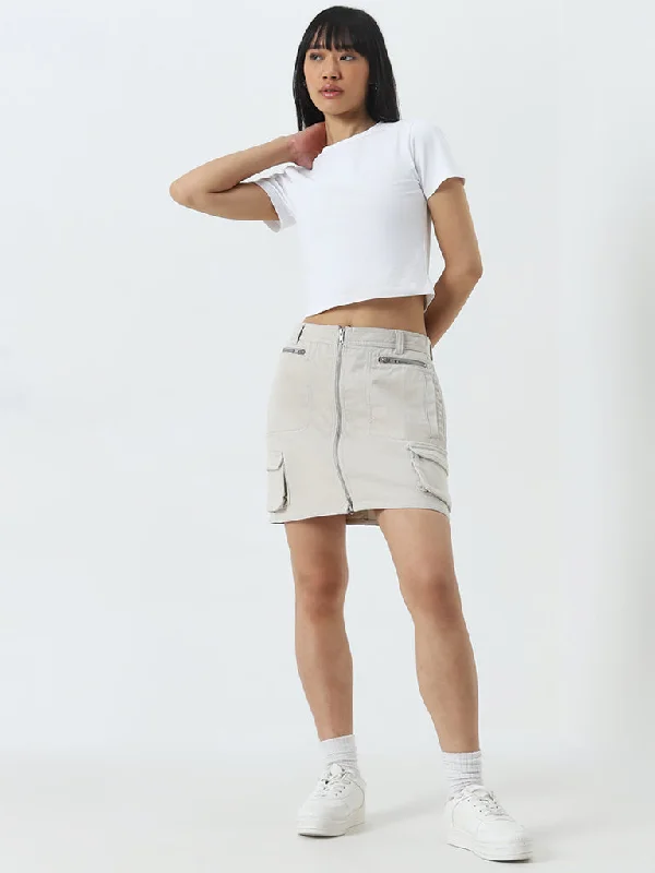 Belted Women Shorts to Enhance the WaistlineNuon Beige Cargo-Style High-Rise Denim Skirt Belted Women Shorts to Enhance the WaistlineNuon Beige Cargo-Style High-Rise Denim Skirt