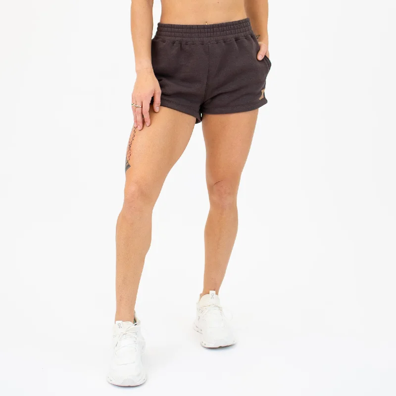 Plus Size Women Shorts with a Comfortable and Stylish FitRecharge Sweatshort 2.5" - High Rise Plus Size Women Shorts with a Comfortable and Stylish FitRecharge Sweatshort 2.5" - High Rise