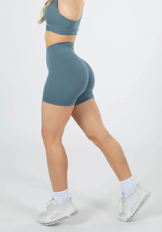Jeanette Women Shorts with a Soft and Comfortable FeelReluna Original Sculptseam™ Short Slate Jeanette Women Shorts with a Soft and Comfortable FeelReluna Original Sculptseam™ Short Slate