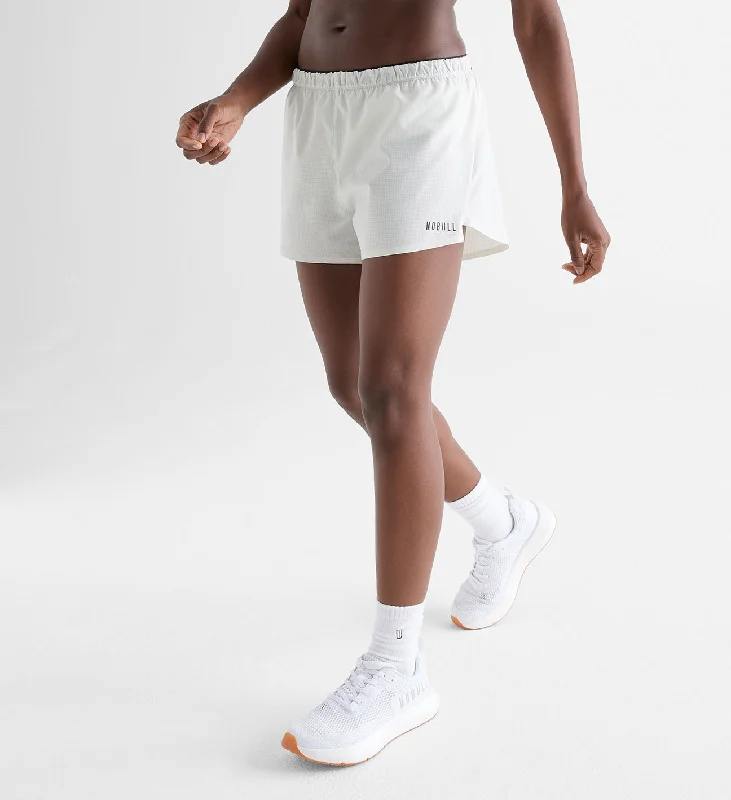 Cuffed Women Shorts for a Laid - Back and Trendy LookWomen's Hybrid Short 3"