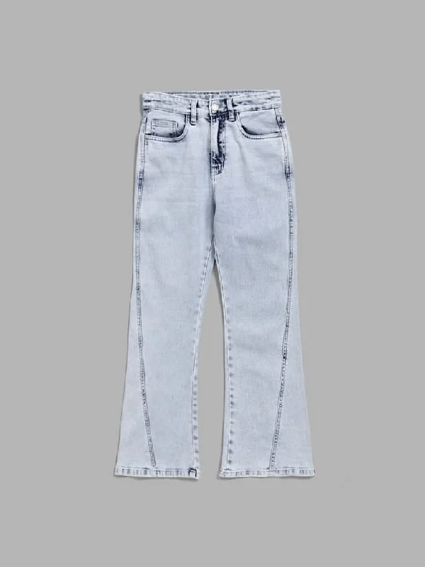 Denim Women Shorts with Distressed Details for a Casual VibeY&F Kids Light Blue Relaxed - Fit Mid - Rise Jeans Denim Women Shorts with Distressed Details for a Casual VibeY&F Kids Light Blue Relaxed - Fit Mid - Rise Jeans
