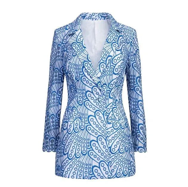 Printed Bodysuits with Floral Patterns for a Feminine VibeEmbroidery Hollow Out Notched Collar Blazer
