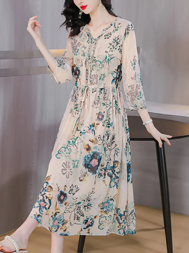 Ruffled Bodysuits with a Playful and Feminine TouchFloral Ruffled V-Neck Midi Dress