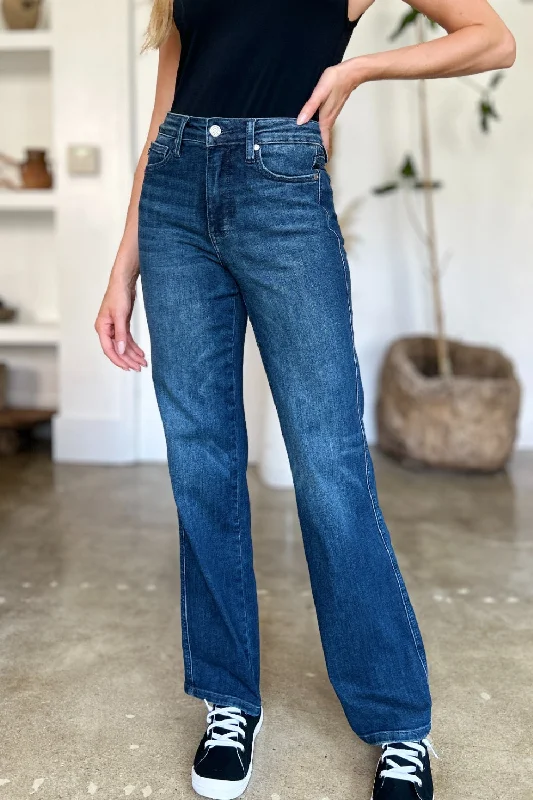 Lace Bodysuits for a Sexy and Elegant Bedroom LookJudy Blue Tummy Control Straight Jeans Lace Bodysuits for a Sexy and Elegant Bedroom LookJudy Blue Tummy Control Straight Jeans